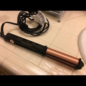Kardashian Beauty Straightener/Curler